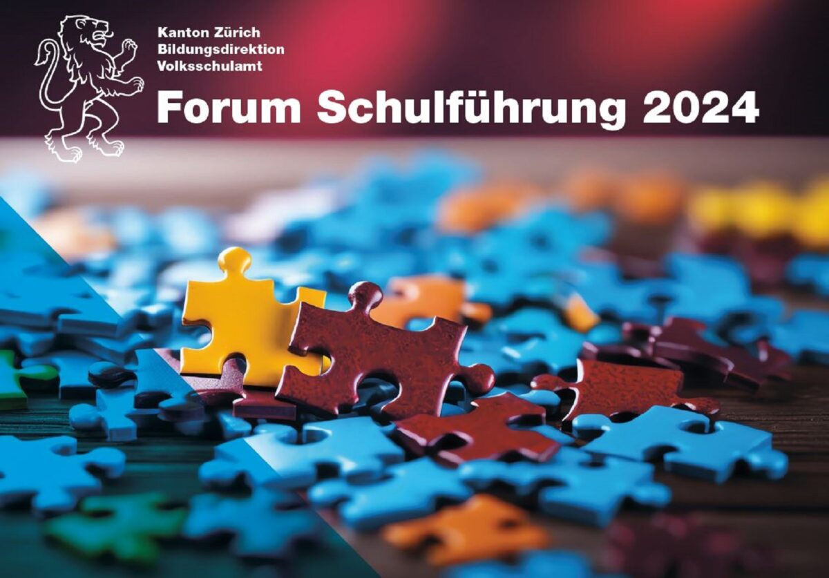 Auf dem Bild sind Puzzleteile zu erkennen. Sie haben die Farben gelb, rot, blau, orange und grün. Oben in der Mitte steht mit weisser Schrift Forum Schulführung 2024. Links daneben ist das Logo des Kantons Zürich Bildungsdirektion Volksschulamt.